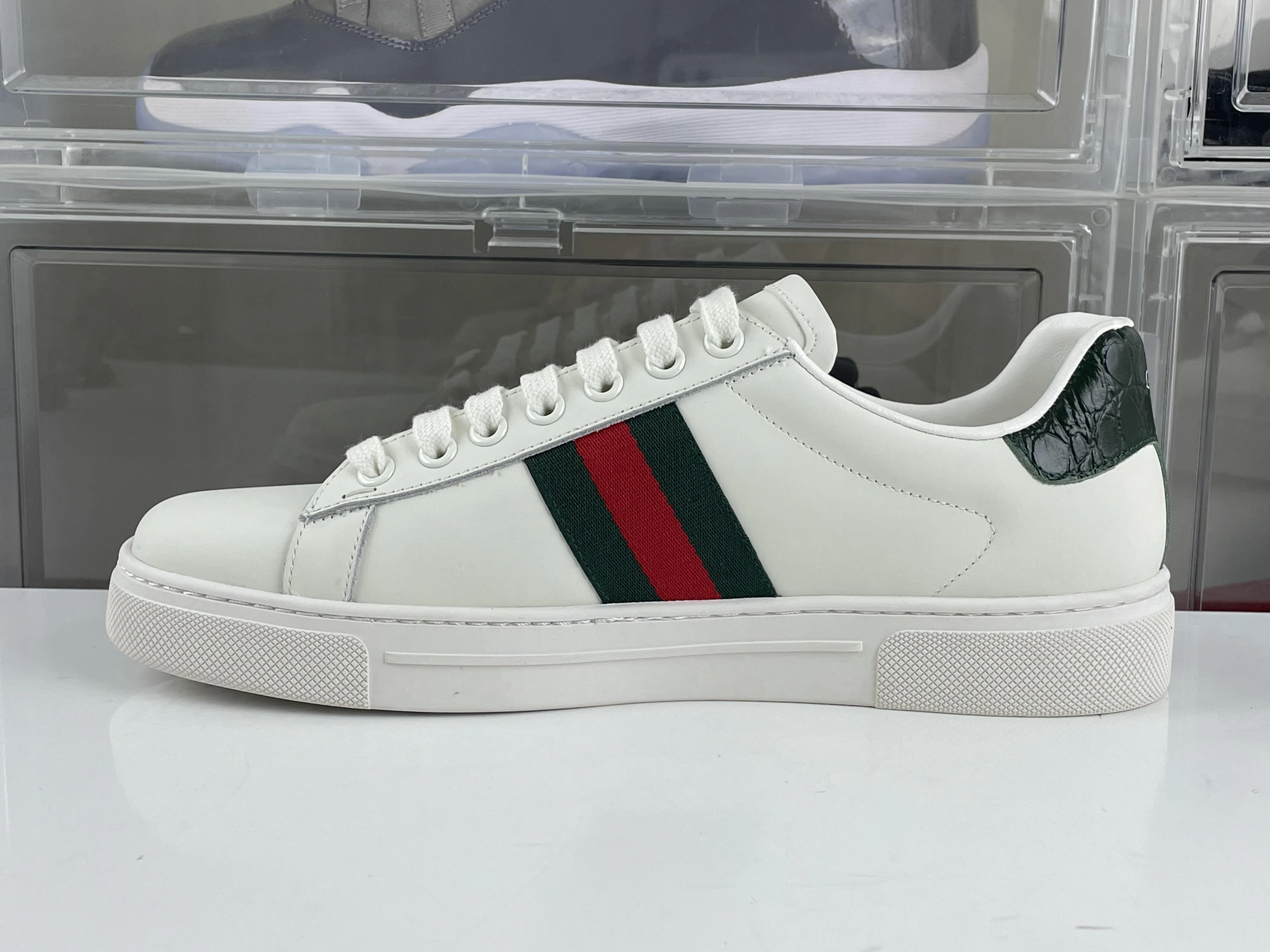 SportInspired GUCCI White ACE casual shoes Green heel leather 86