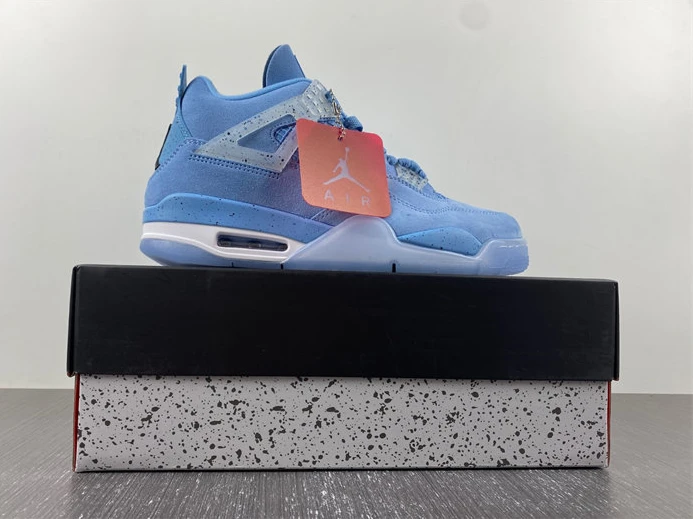 SportInspired Jordan 4 Retro UNC AJ4 1032070 831
