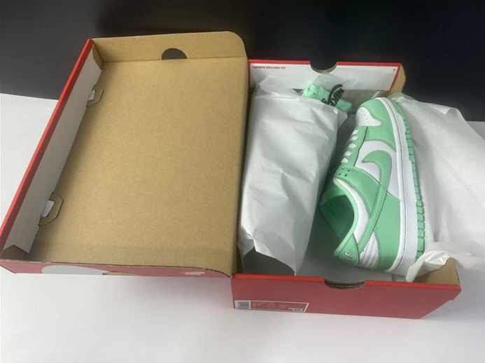 SportInspired Nike Dunk Low Green Glow DD1503-105 2103