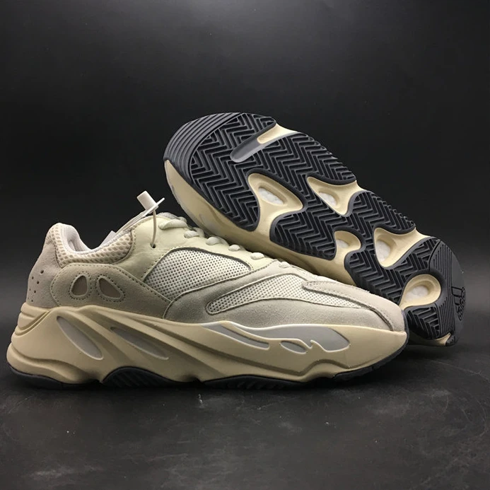 SportInspired adidas Yeezy Boost 700 Analog EG7696 3000