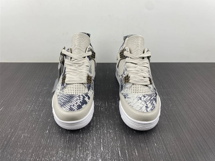 StreetReady 2071 Jordan 4 Retro 813191- 829