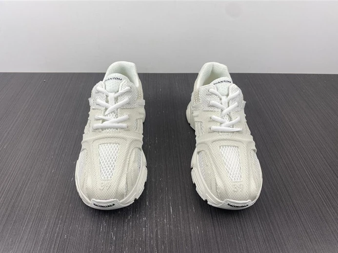 StreetReady 2204 BLCG Phantom White  678869 W2E92 3459