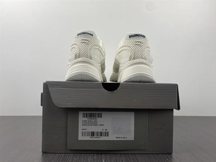 StreetReady 2204 BLCG Phantom White  678869 W2E92 3459