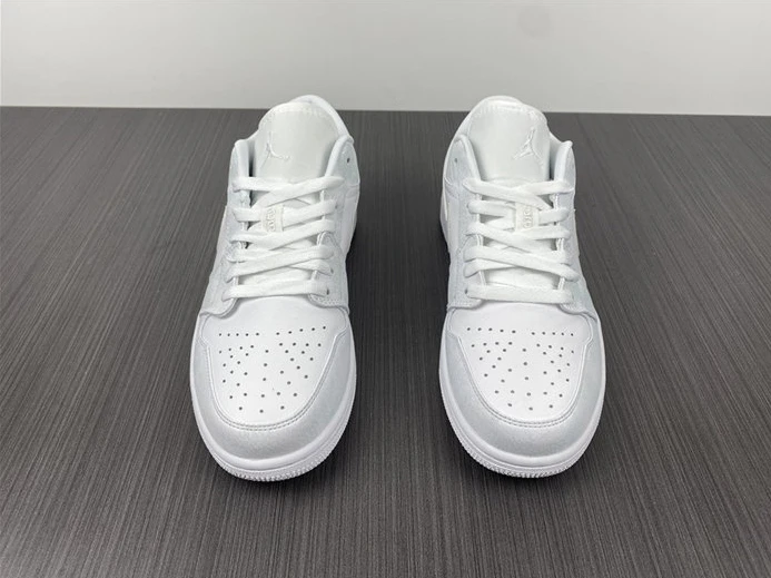 StreetReady 2235 Jordan1 Triple White Tumbled Leather 553558- 697