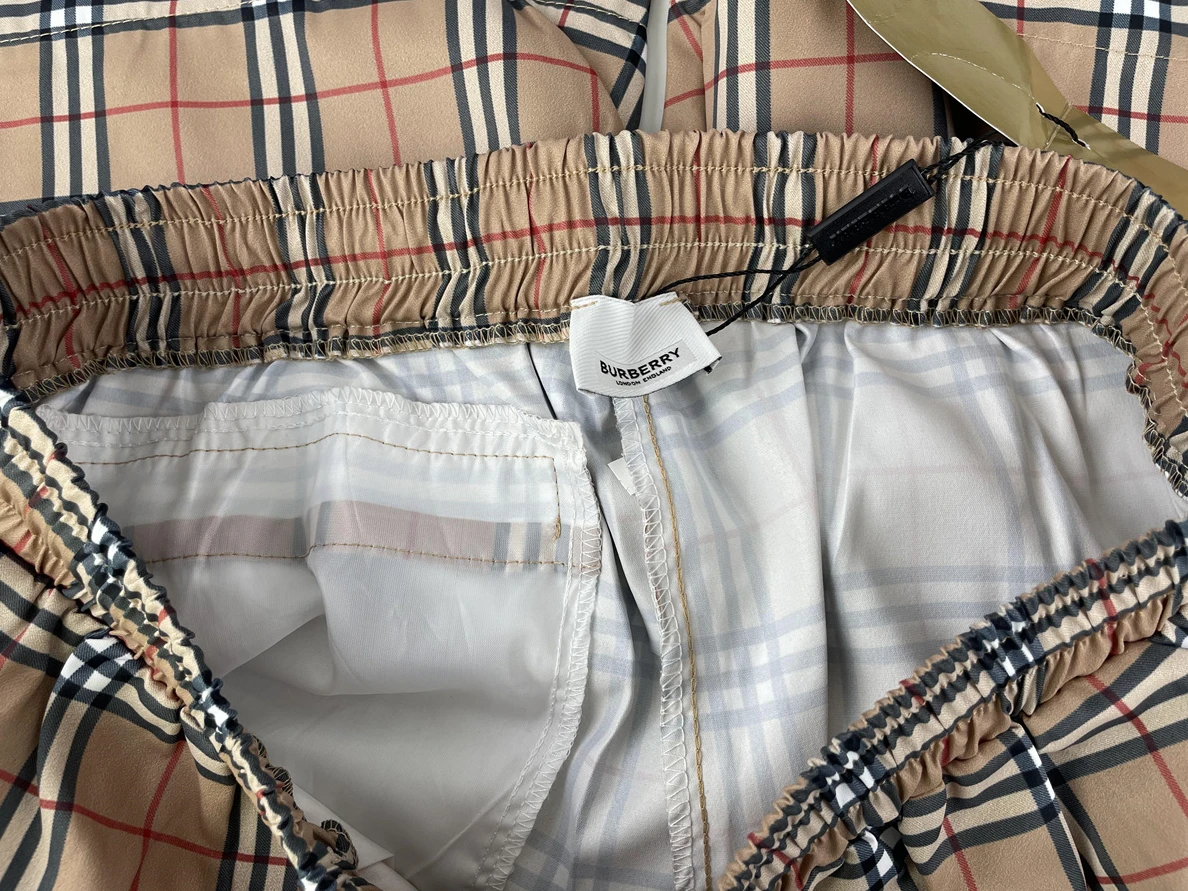 StreetReady 4216 BURBERRY  CELINE Short Pants (price for each pcs) 3