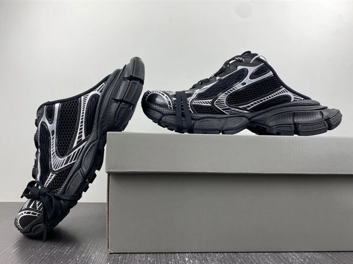 StreetReady Balenciaga 742672 W2XL5 0221 3332