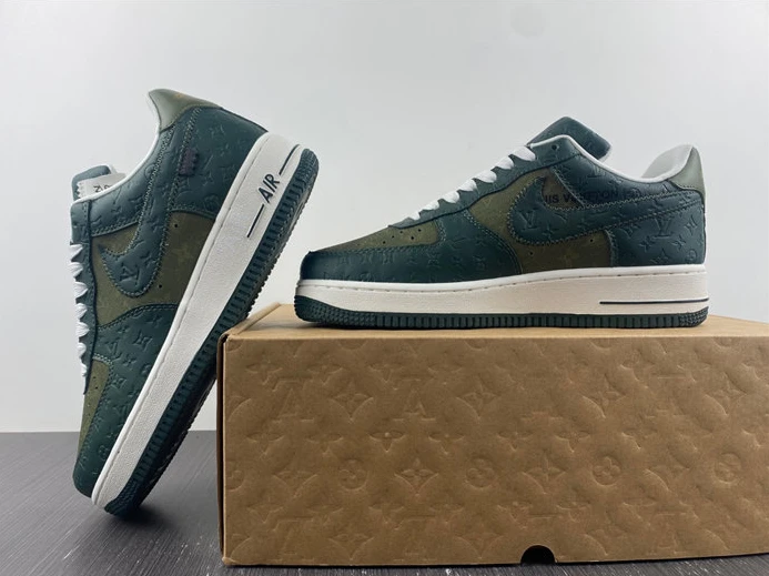 StreetReady Louis Vuitton x Nike Air Force 1 Low 2417