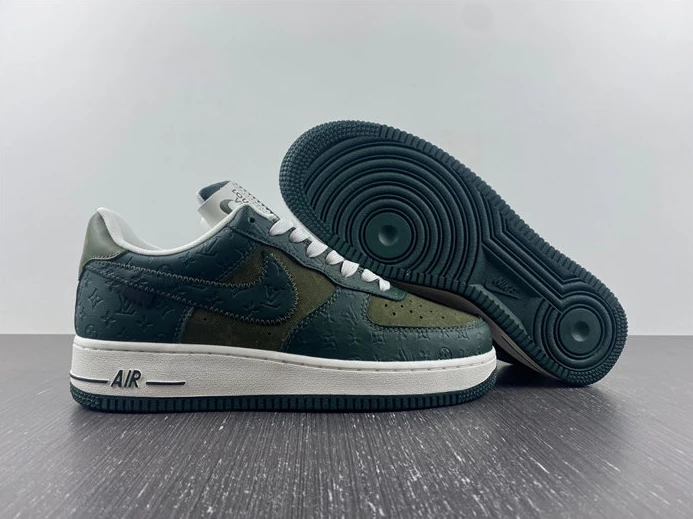 StreetReady Louis Vuitton x Nike Air Force 1 Low 2417