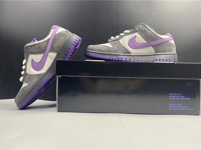 StreetReady Nike Dunk SB Low Purple Pigeon 304292-051 2211