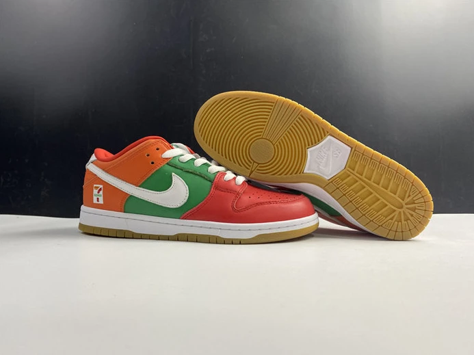 StreetReady Nike SB Dunk Low 7-Eleven CZ5130 600 2123