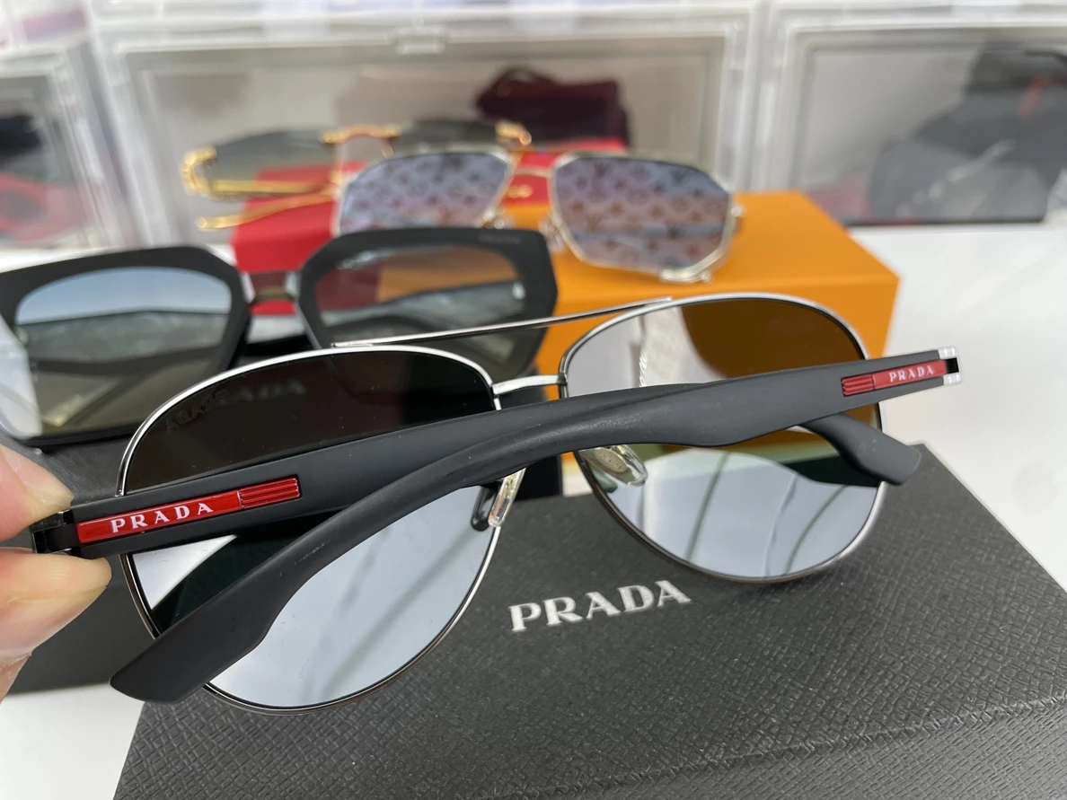 Sunglasses for different brands (price for each pcs) UrbanStyle 361