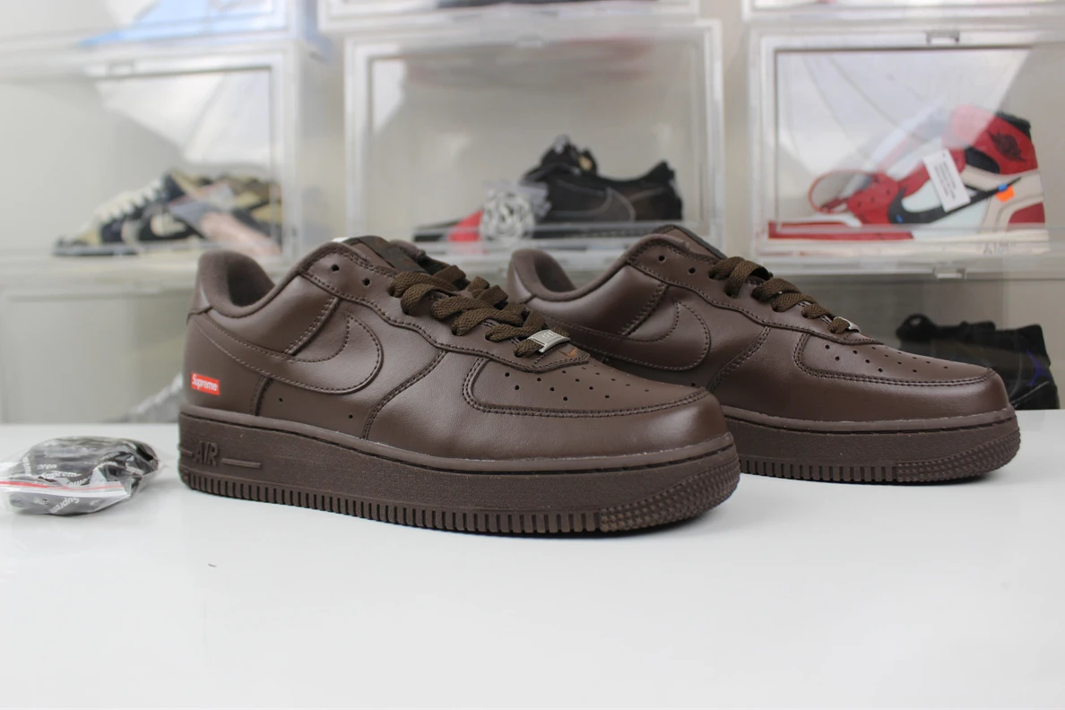 Supreme x Nike Air Force 1 Low “Brown” UrbanStyle 2391