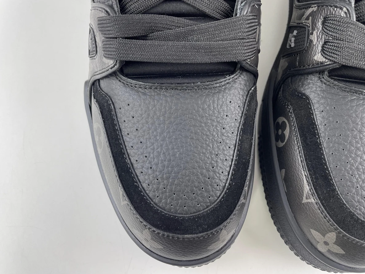 TopPick 5695 Louis Vuitton LV trainer Black 190