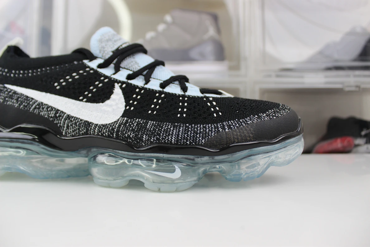 TopPick 6747 Nike Air VaporMax 2023 Flyknit Black White 2742