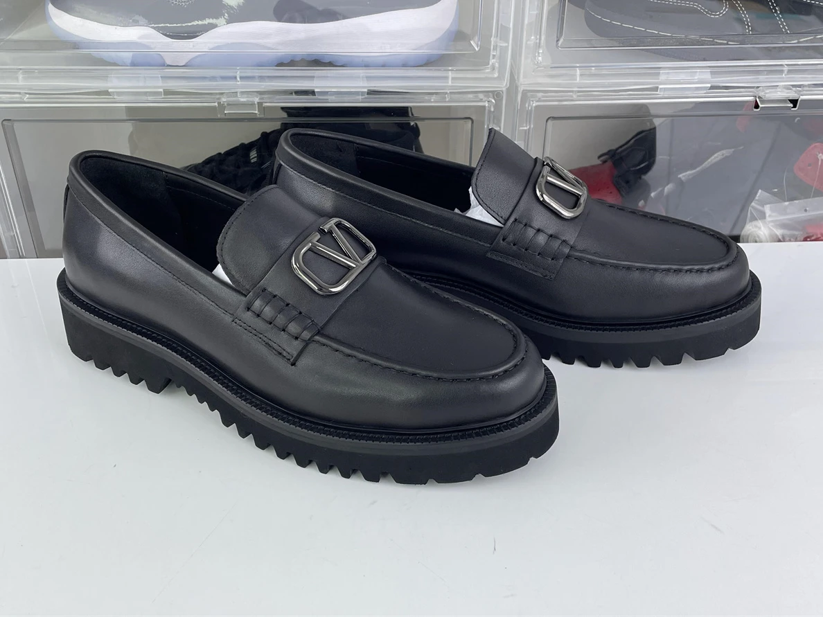 TopPick 8310 Valentino Black Mens shoes Smooth leather with silver metal 3537