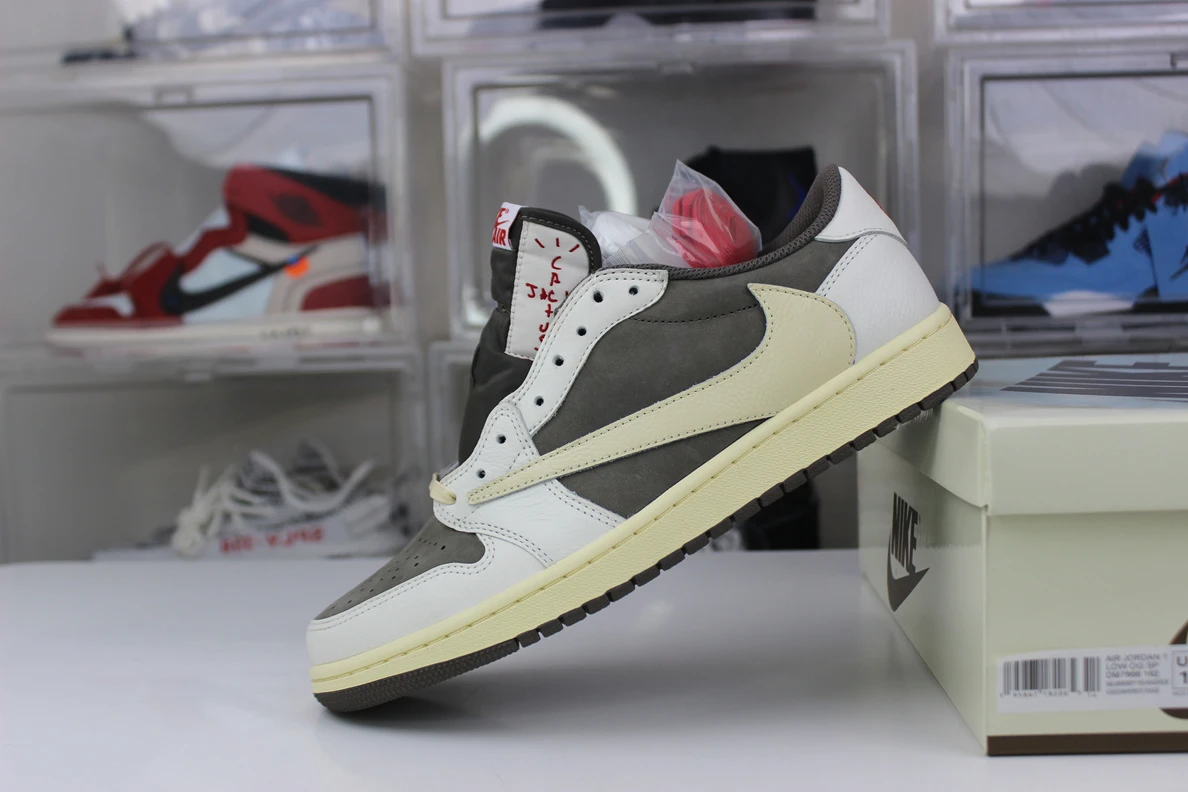 Travis Scott x Air Jordan 1 Low OG “Reverse Mocha” Comfortable 583