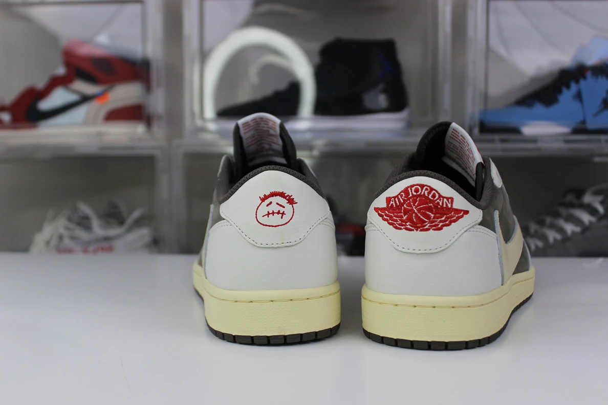 Travis Scott x Air Jordan 1 Low OG “Reverse Mocha” Comfortable 583