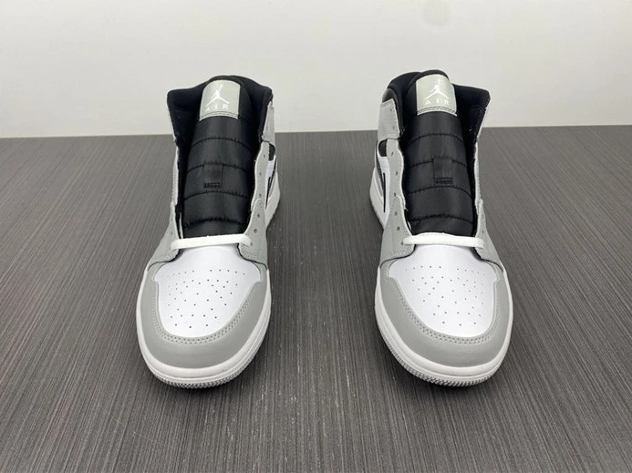 Trendy 111 Jordan1 Mid Light Smoke Grey Anthracite 554724- 480
