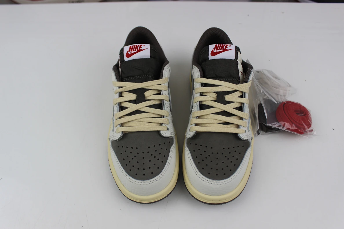 Trendy 632 Kids shoes Travis Scott x Air Jordan 1 OG Low PS 'Reverse Mocha' 574