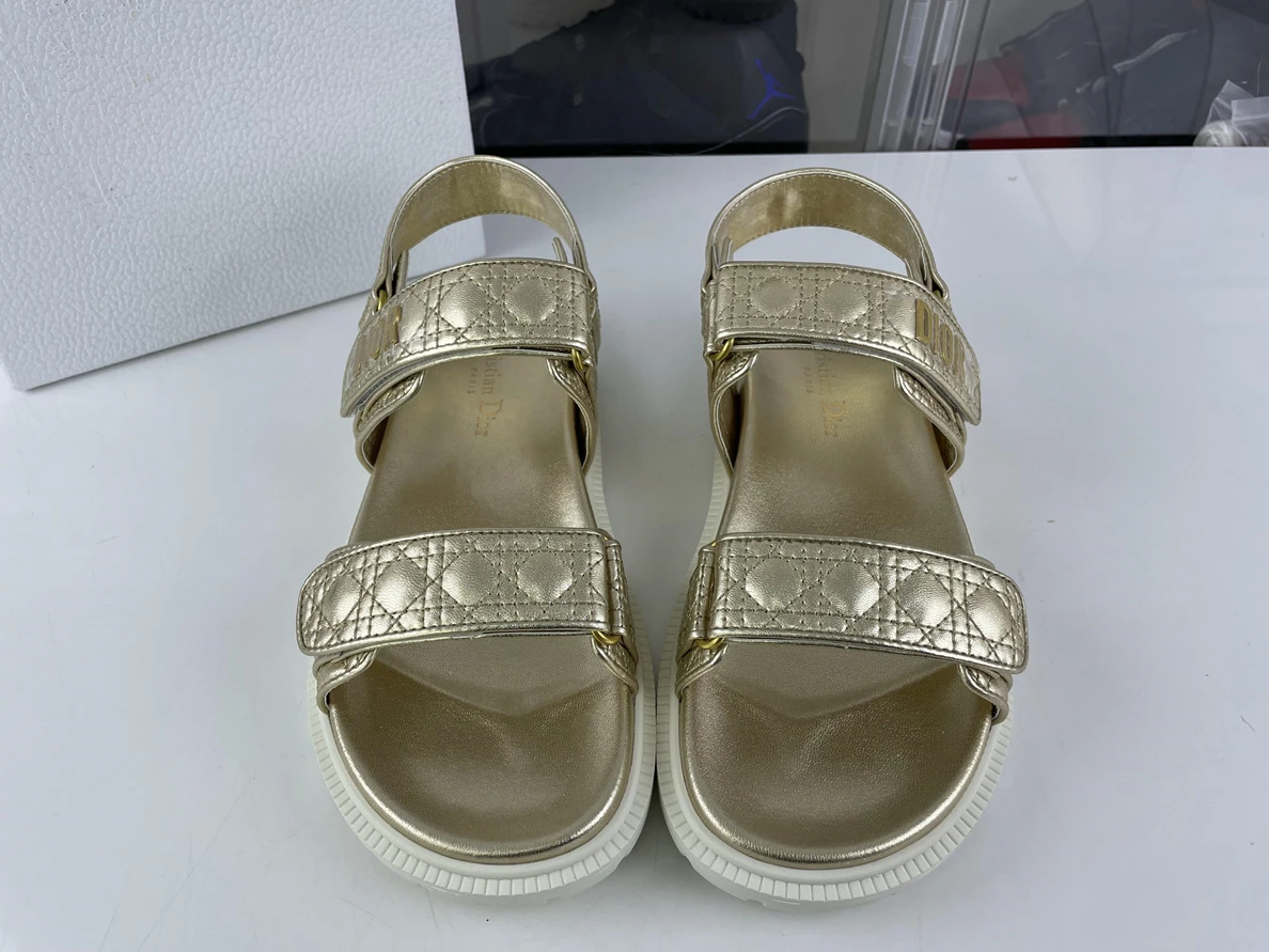 Trendy DIOR Golden Ladies Sandals (EU35-42) 1529