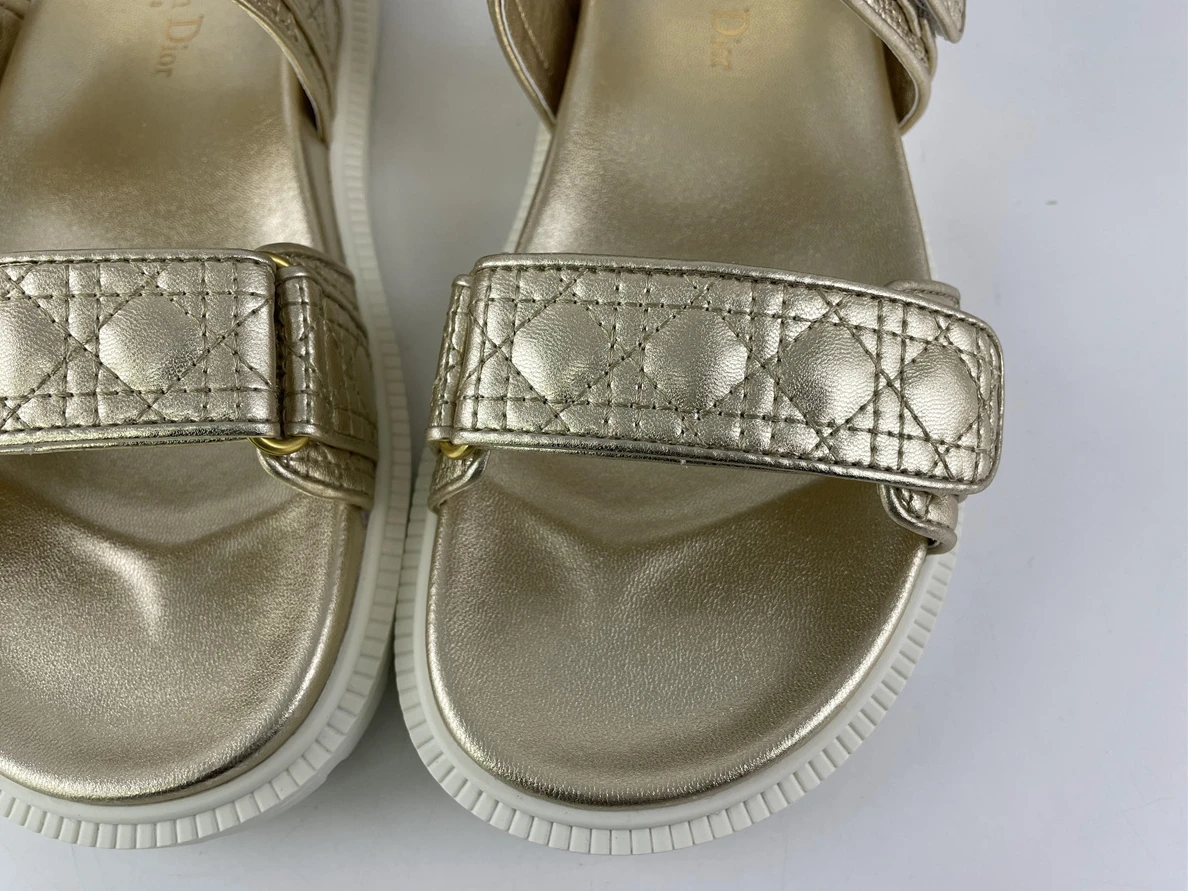 Trendy DIOR Golden Ladies Sandals (EU35-42) 1529