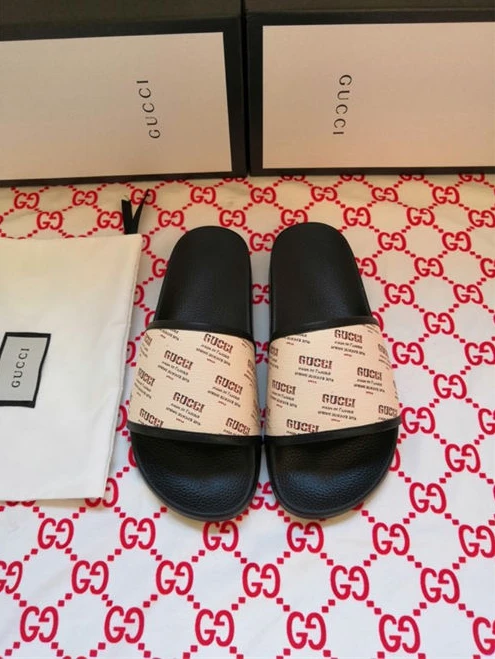 Trendy Gucci Slipper 3209