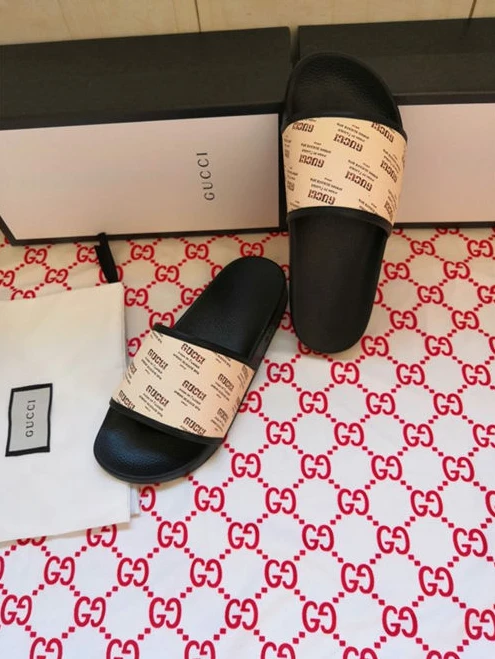 Trendy Gucci Slipper 3209