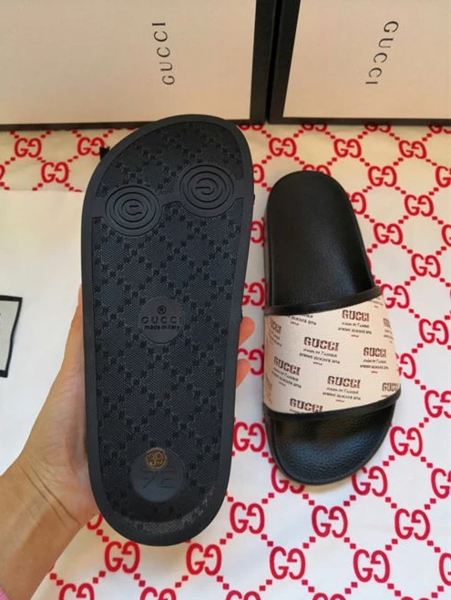 Trendy Gucci Slipper 3209
