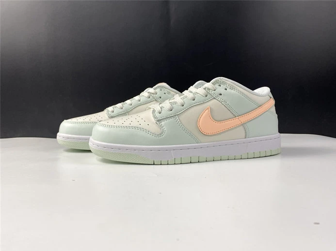 Trendy Nike Dunk Low Barely Green DD1503-104 2101
