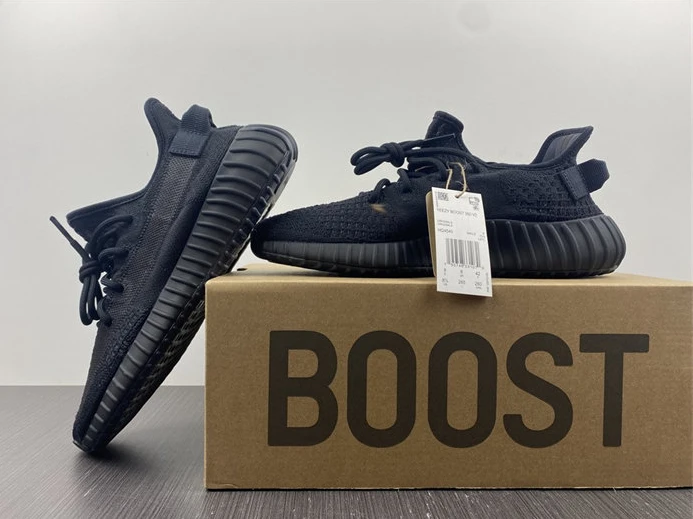 Trendy adidas Yeezy Boost 350 V2 Onyx HQ4540 2891