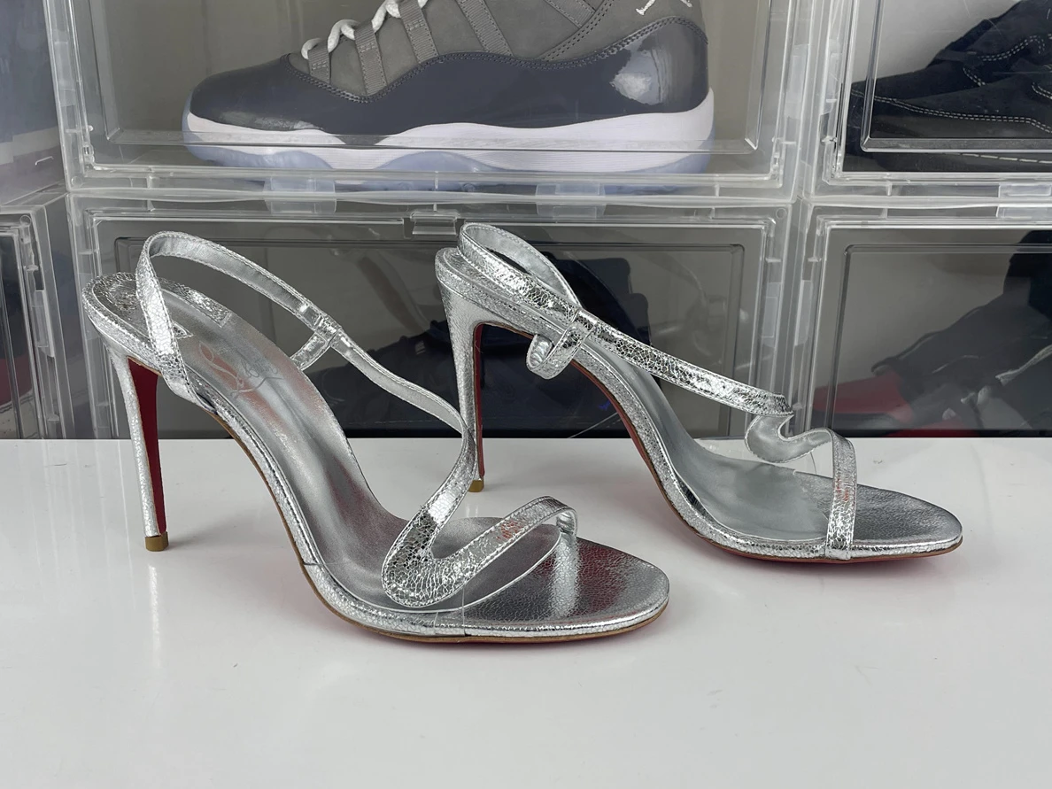 UrbanStyle 1635 christian louboutin CL Silver high heel with red bottom 3542