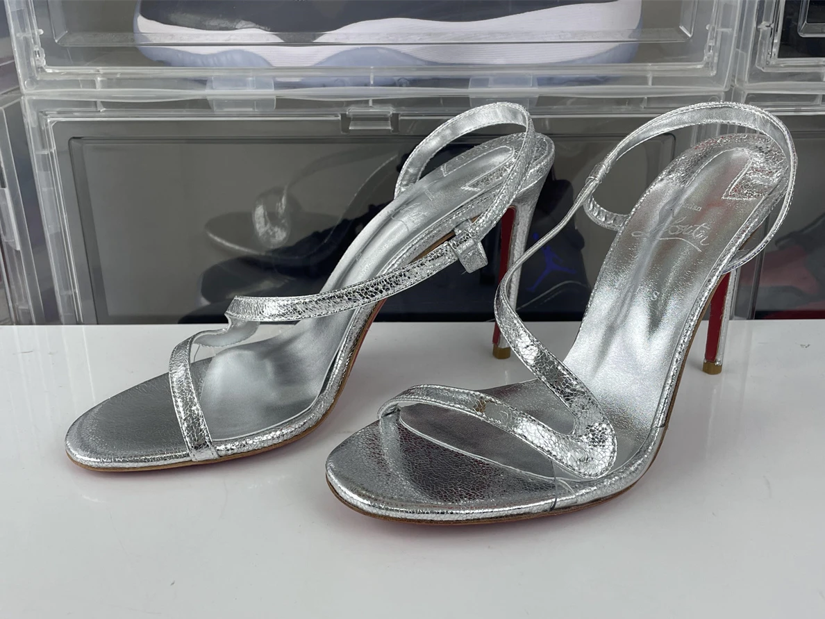 UrbanStyle 1635 christian louboutin CL Silver high heel with red bottom 3542
