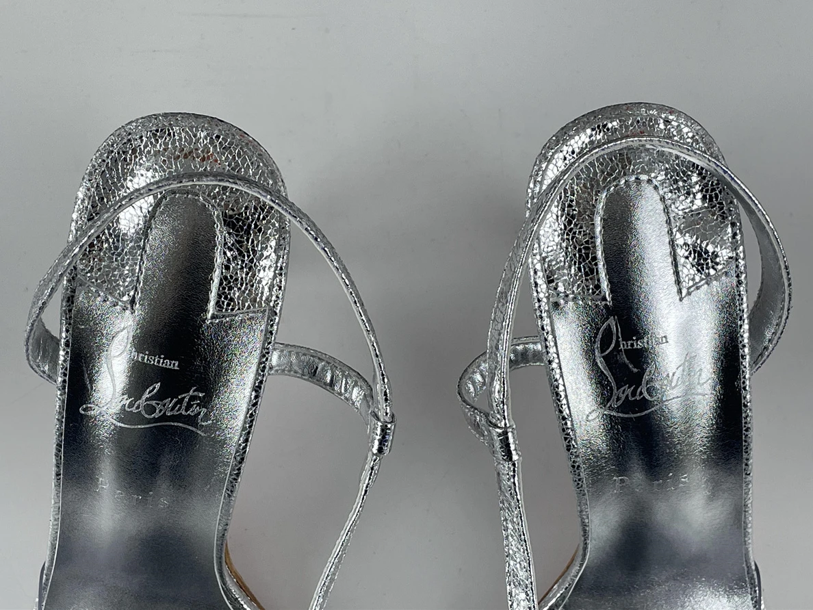 UrbanStyle 1635 christian louboutin CL Silver high heel with red bottom 3542
