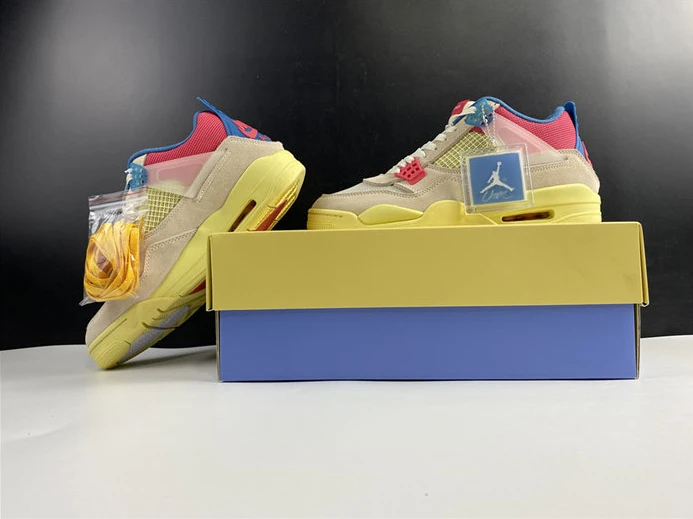 UrbanStyle 2013 Jordan 4 Retro Union Guava Ice DC9533- 880