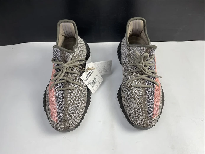 UrbanStyle 3355 adidas Yeezy Boost 350 V2 Ash Stone GW 2897