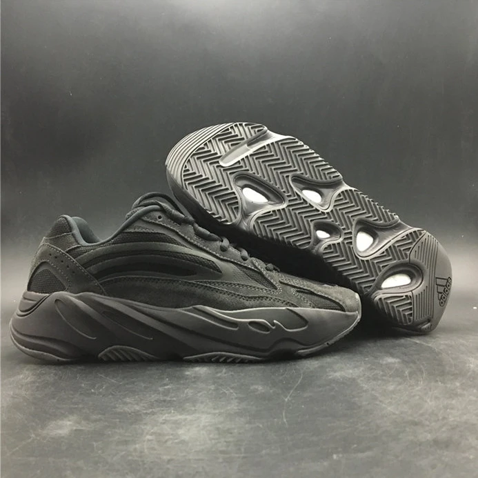 UrbanStyle 5611 adidas Yeezy Boost 700 V2 Vanta FU 3007