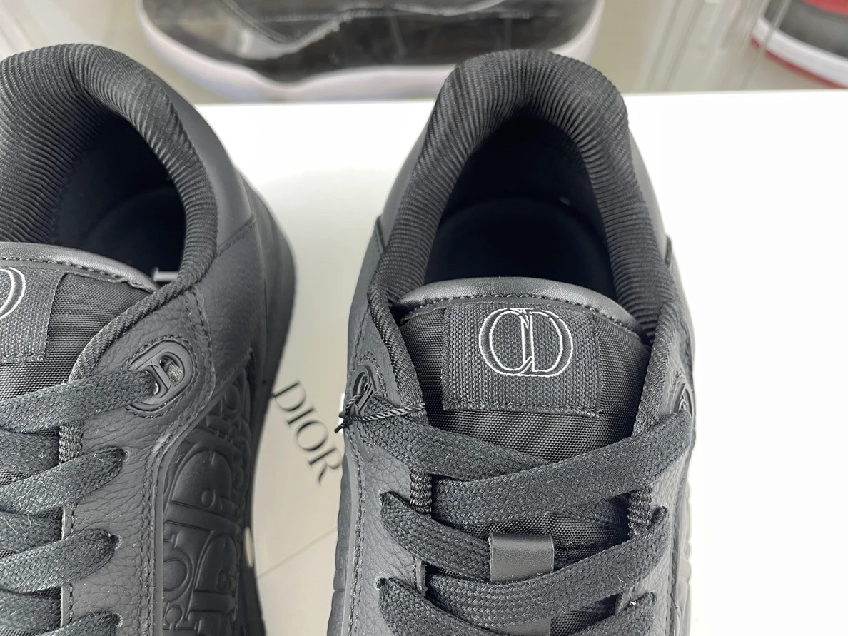 UrbanStyle 608 D shoes Black B 1543
