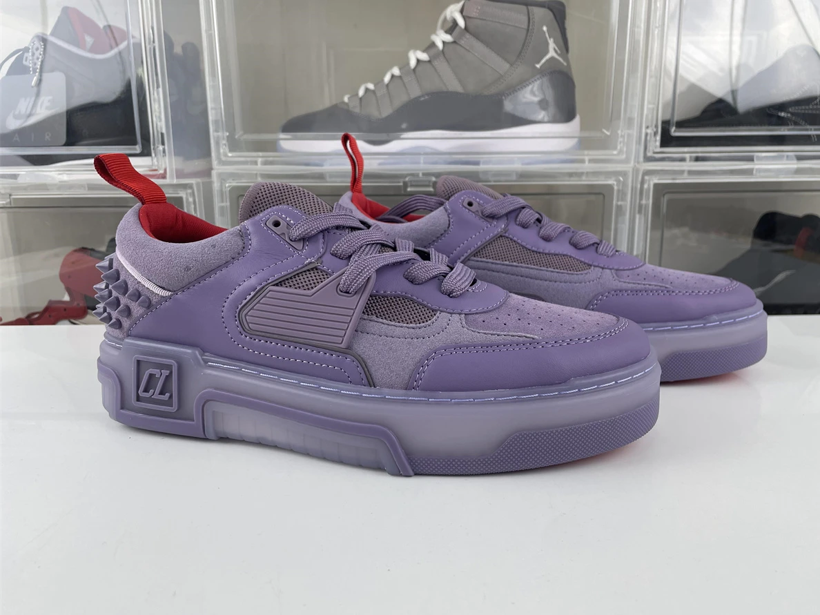 UrbanStyle 7820 Christian Astroloubi CL Purple 3568