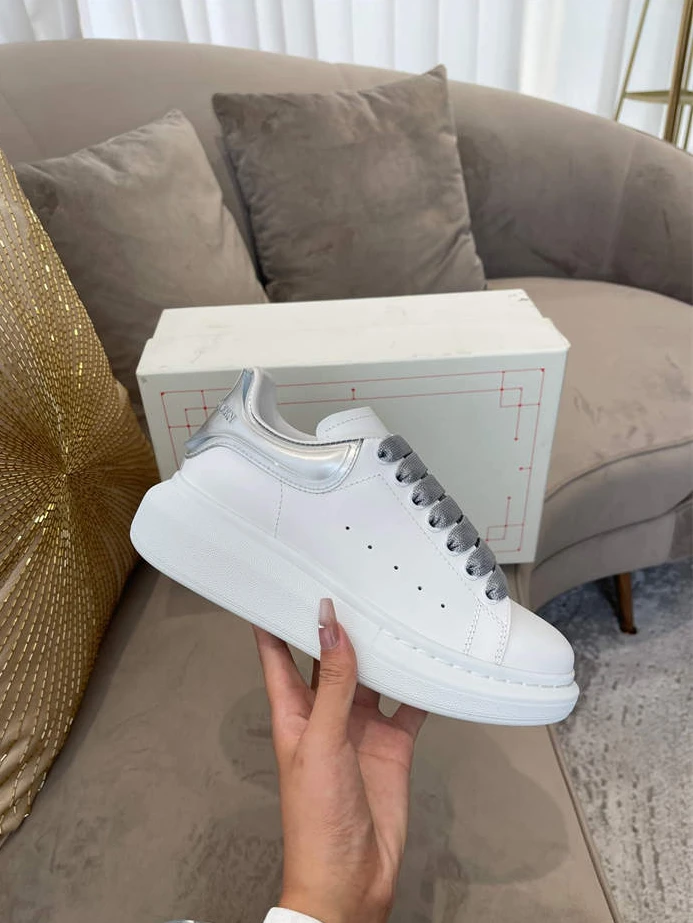 UrbanStyle Alexander McQueen Oversized 1331