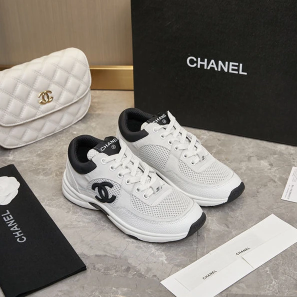UrbanStyle Chanel Sneakers 1242