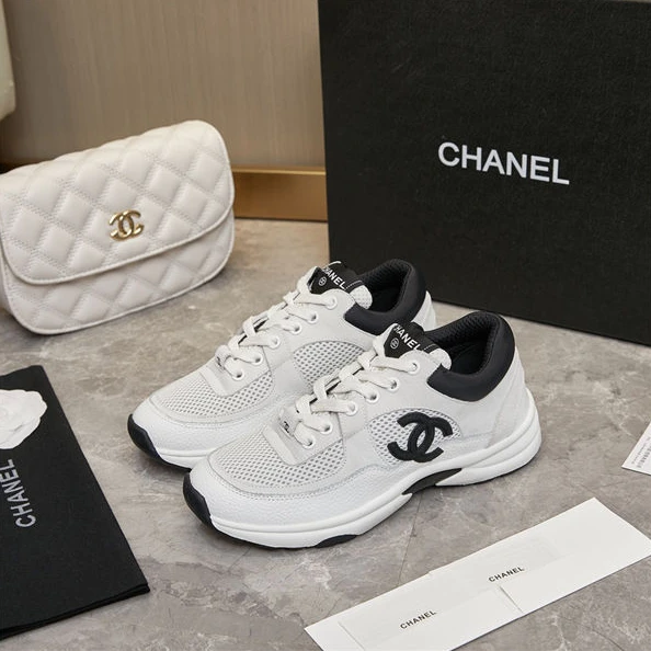 UrbanStyle Chanel Sneakers 1242