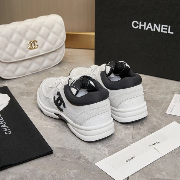 UrbanStyle Chanel Sneakers 1242