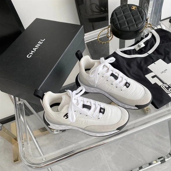 UrbanStyle Chanel Sneakers 1289