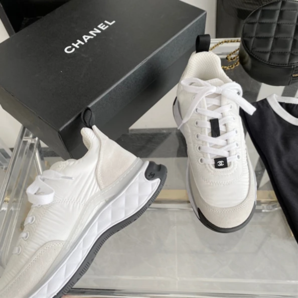 UrbanStyle Chanel Sneakers 1289