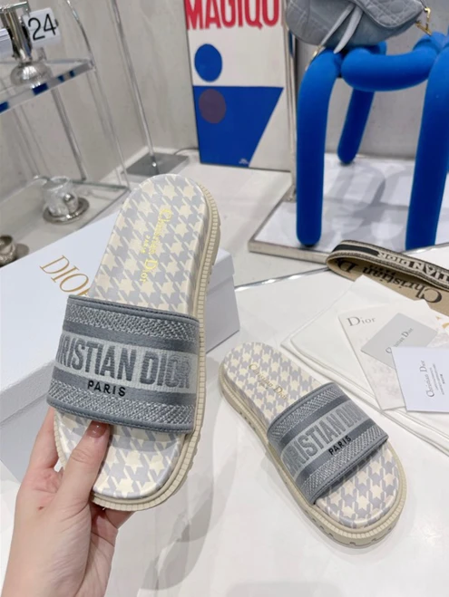 UrbanStyle Dio Slipper 3298