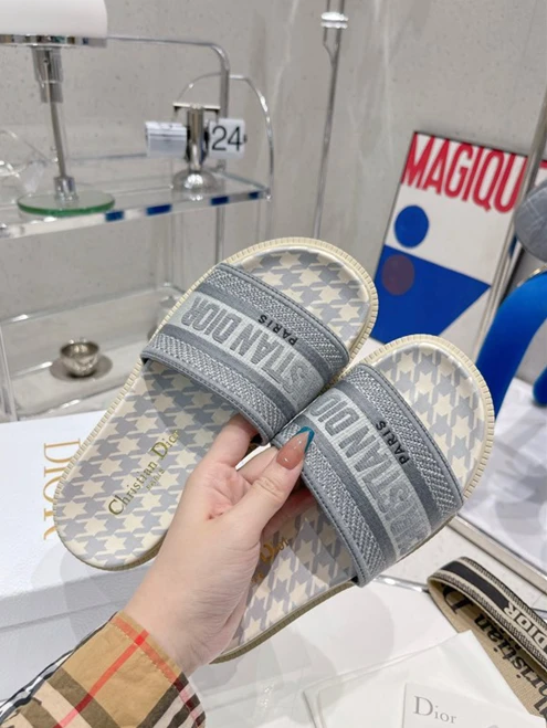 UrbanStyle Dio Slipper 3298