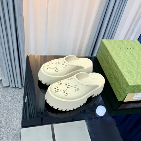 UrbanStyle Gucci Slipper 3131