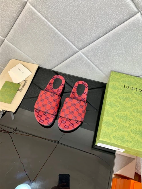 UrbanStyle Gucci Slipper 3236