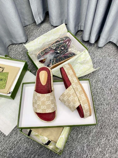 UrbanStyle Gucci Slipper 3240