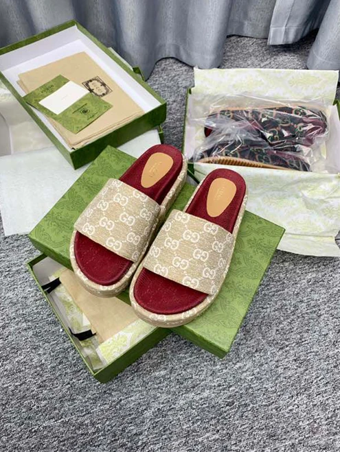 UrbanStyle Gucci Slipper 3240